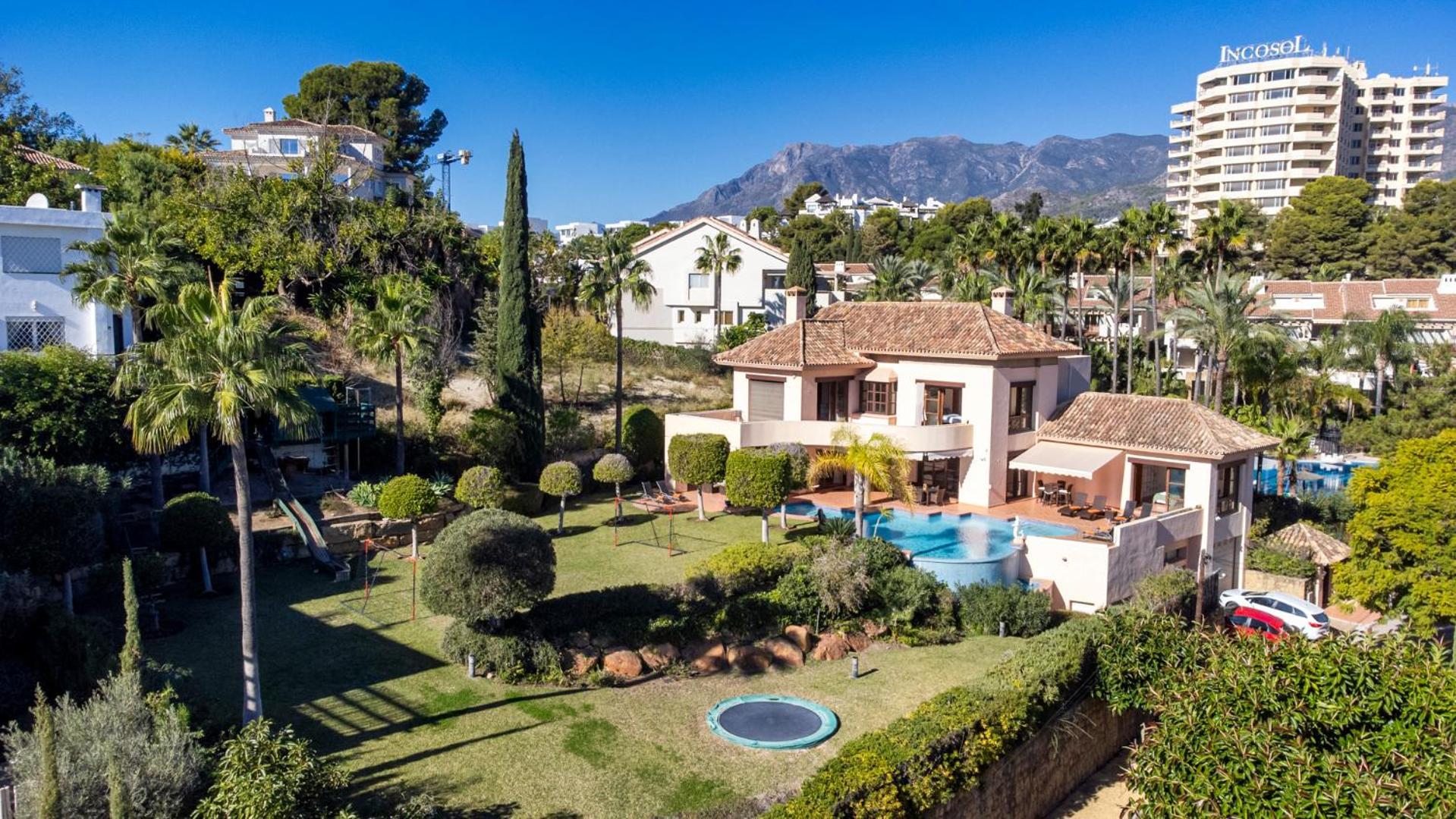 Luxury Villa Robledal By Mabiente - Views Of The Sea And The Golf Course Марбелья Екстер'єр фото